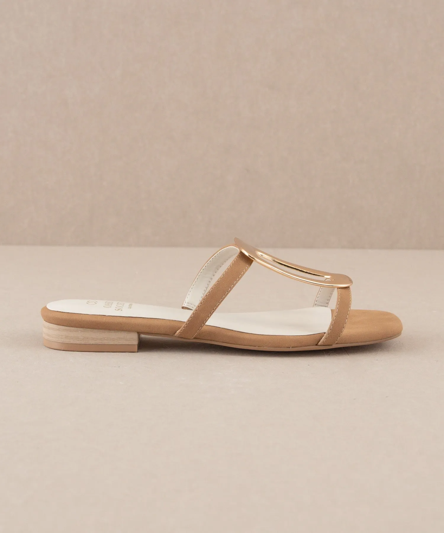 Camel The Amiyah - Statement Buckle Sandals
