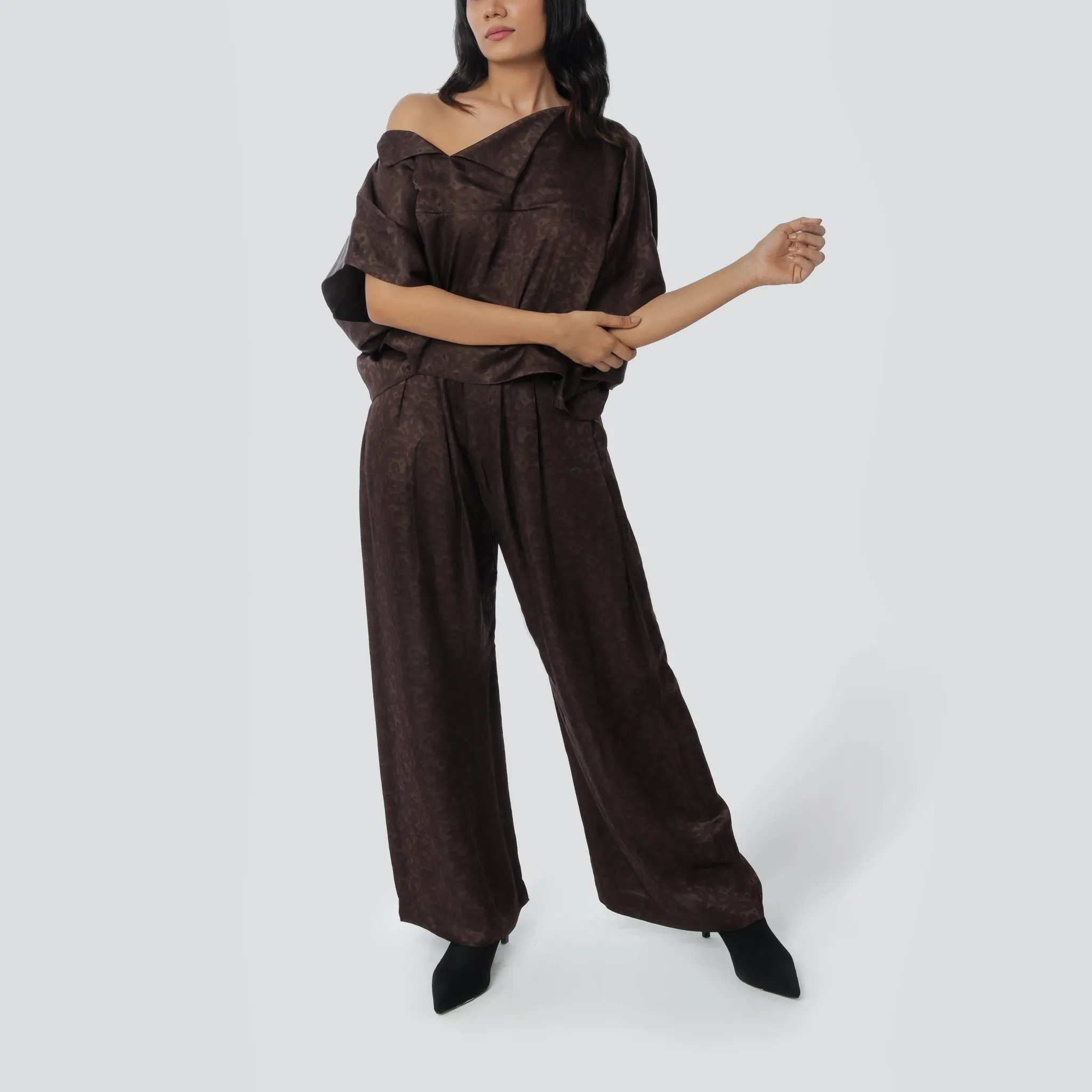 Kolam Off-Shoulder Top