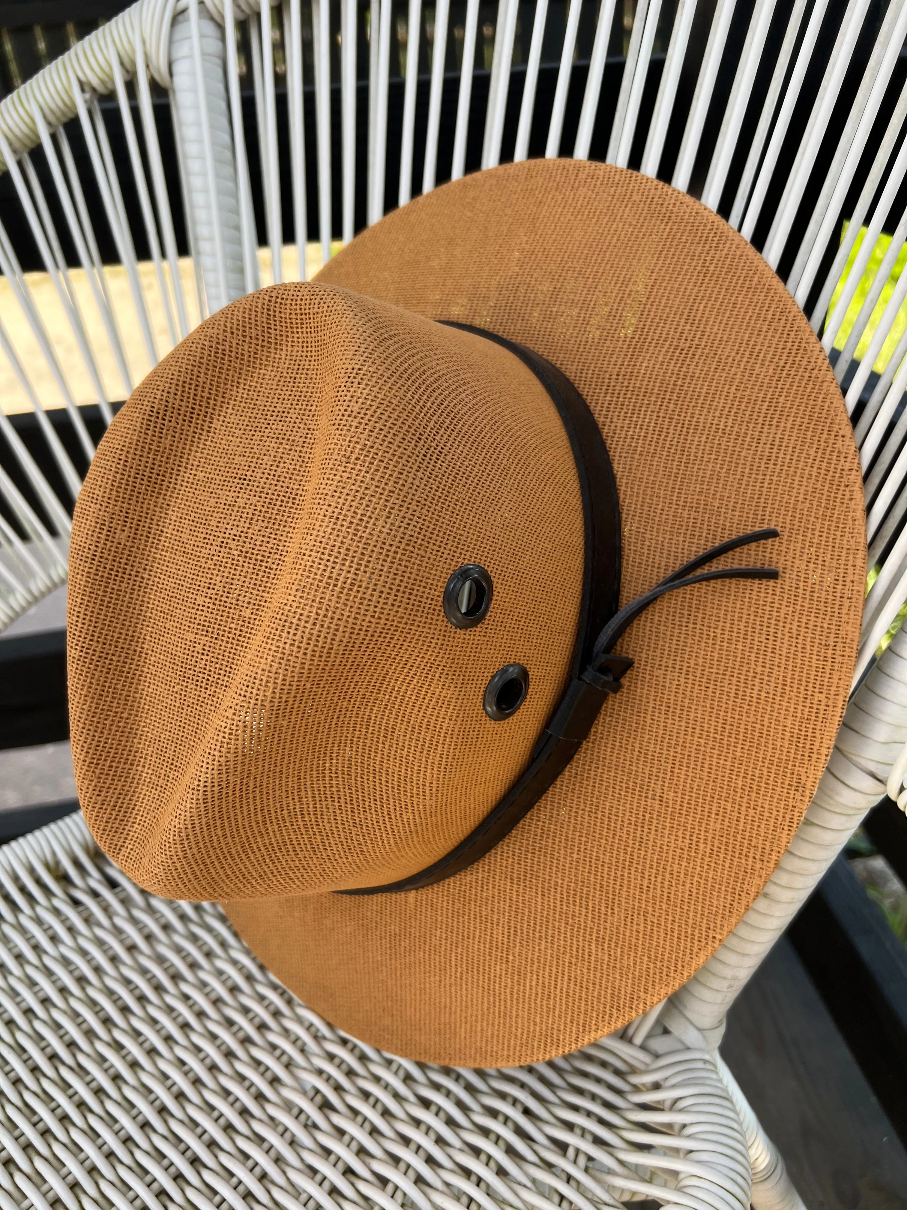 Yute hat